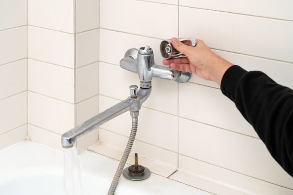 Leaky Bathtub Repair in Corpus Christi